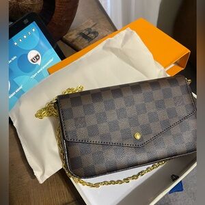 Brand New! Small Leather Purse & matching belt.
